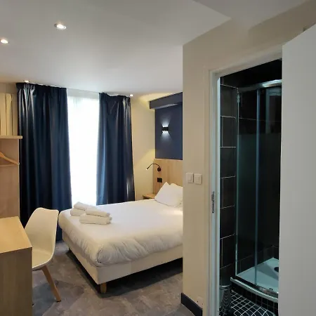 Modern Est Hotel 2*