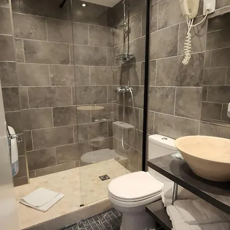 Modern Est Hotel Paris