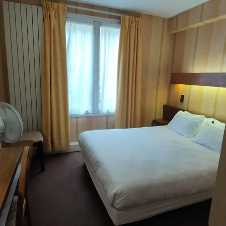 Modern Est 2* Paris