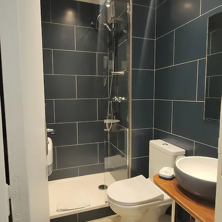 Modern Est Paris