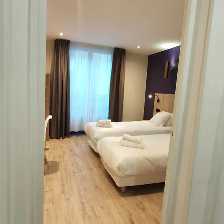 Modern Est Hotel 2*