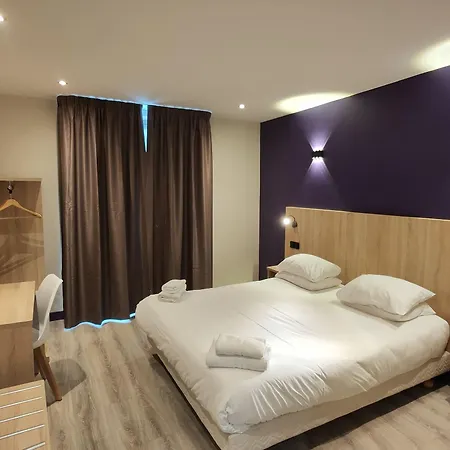 Hotel Modern Est 2*