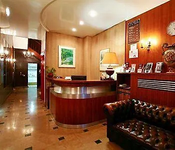 Modern Est Paris