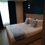 Hotel Modern Est 2*