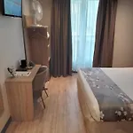 Modern Est 2* Paris