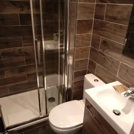 Hotel Modern Est 2*
