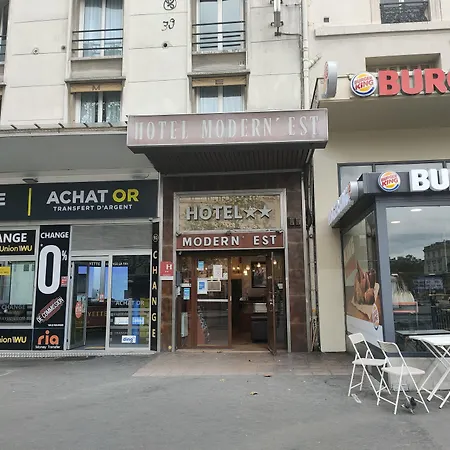 Modern Est Paryż