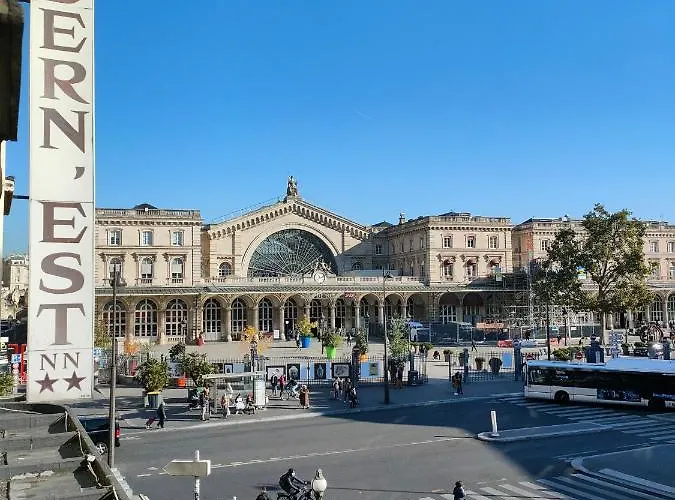 Hotel Modern Est Paryż