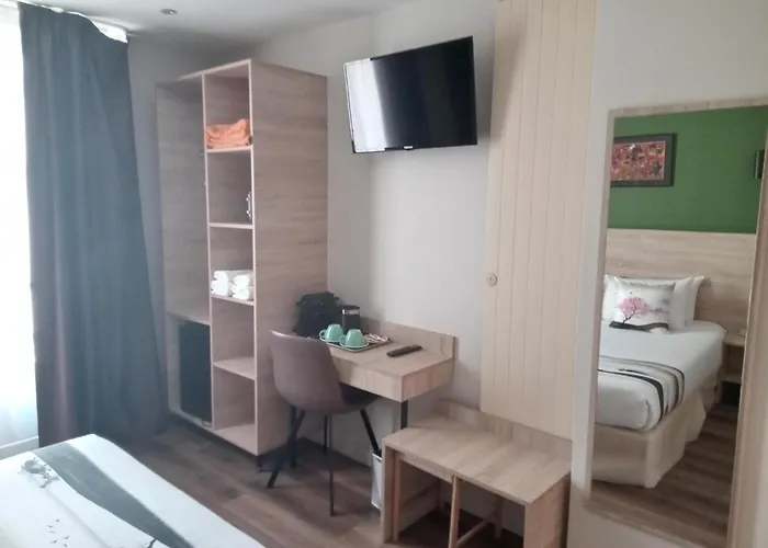 Szálloda Modern Est 2*