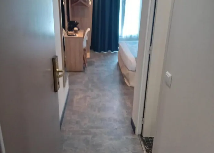 Modern Est Szálloda Párizs