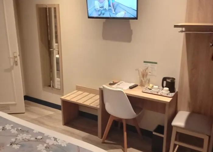 Modern Est Szálloda Párizs